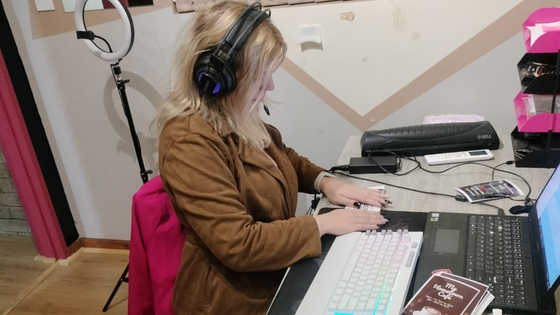 Home Behind the scenes at Voodoo Media, creating marketing campaigns that drive enquiries, customers, and sales.